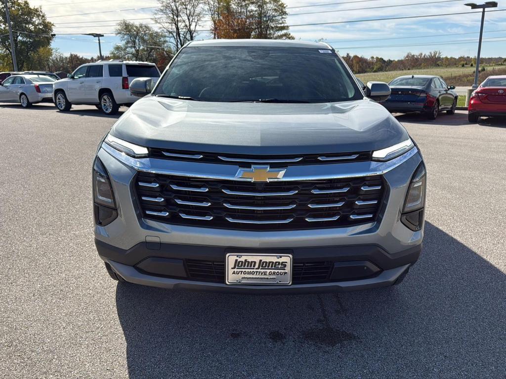 new 2026 Chevrolet Equinox car, priced at $32,910