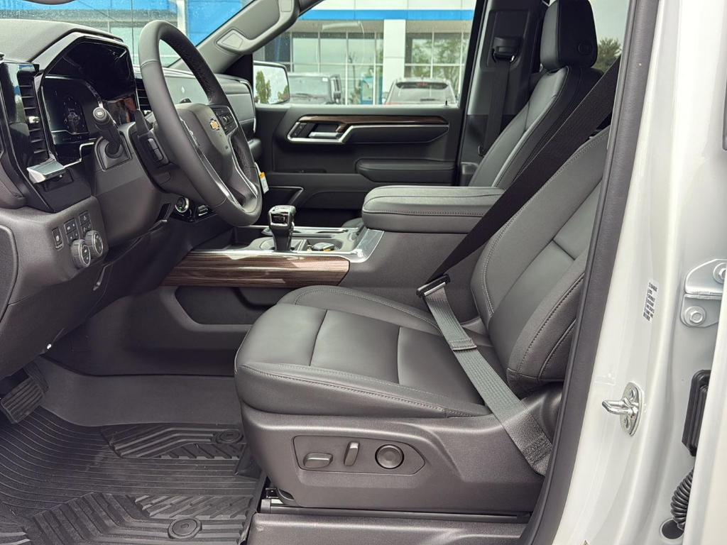 new 2025 Chevrolet Silverado 1500 car, priced at $57,515