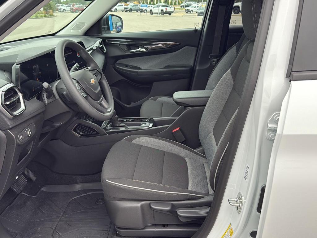 new 2026 Chevrolet TrailBlazer car, priced at $27,785