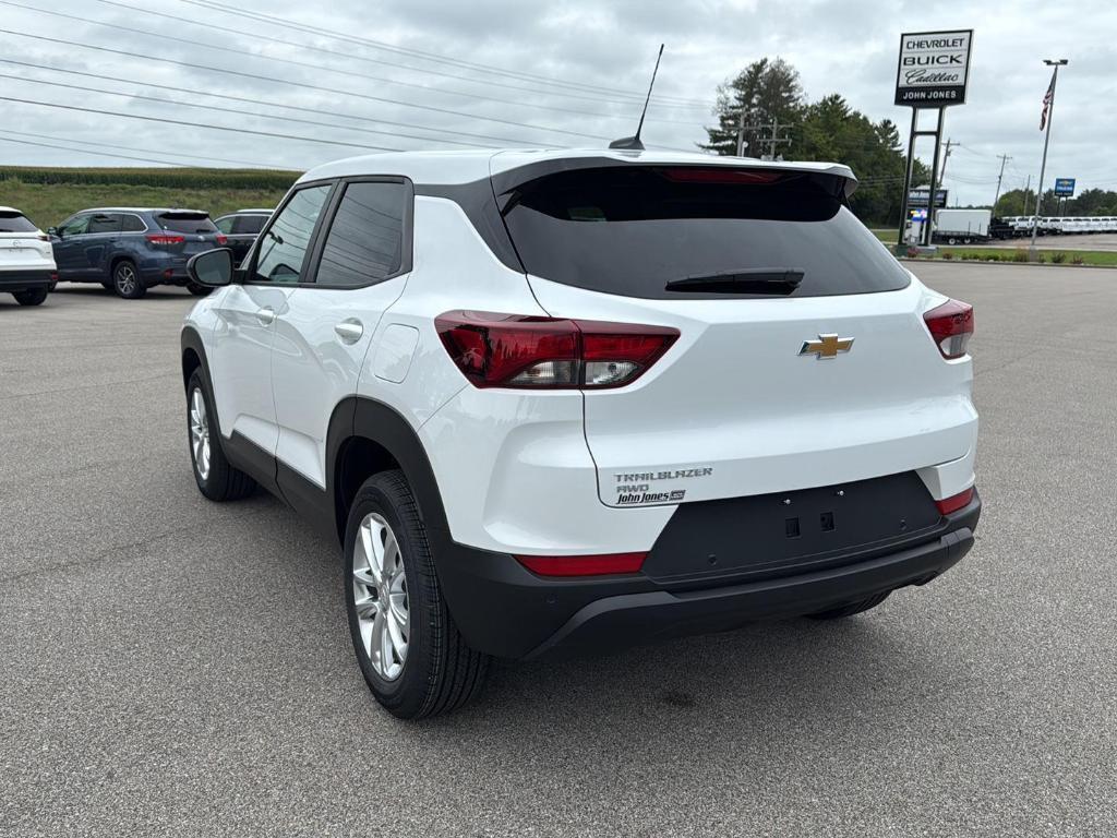 new 2026 Chevrolet TrailBlazer car, priced at $27,785