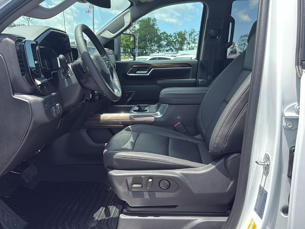 new 2025 Chevrolet Silverado 2500 car, priced at $67,395