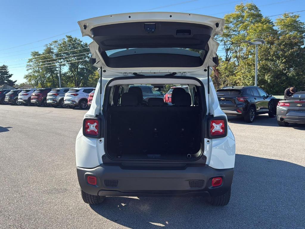 used 2021 Jeep Renegade car, priced at $18,995