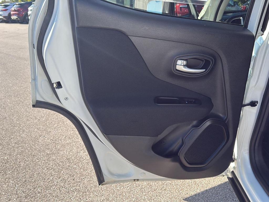 used 2021 Jeep Renegade car, priced at $18,995