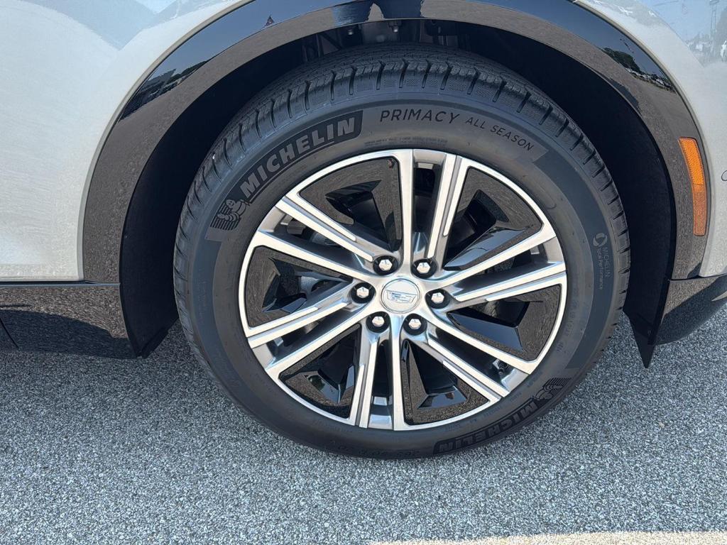 new 2025 Cadillac LYRIQ car, priced at $68,665