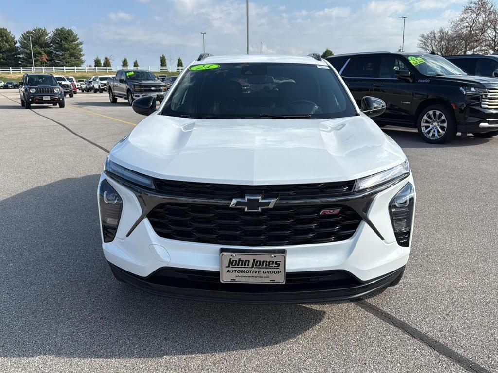 used 2024 Chevrolet Trax car, priced at $20,745