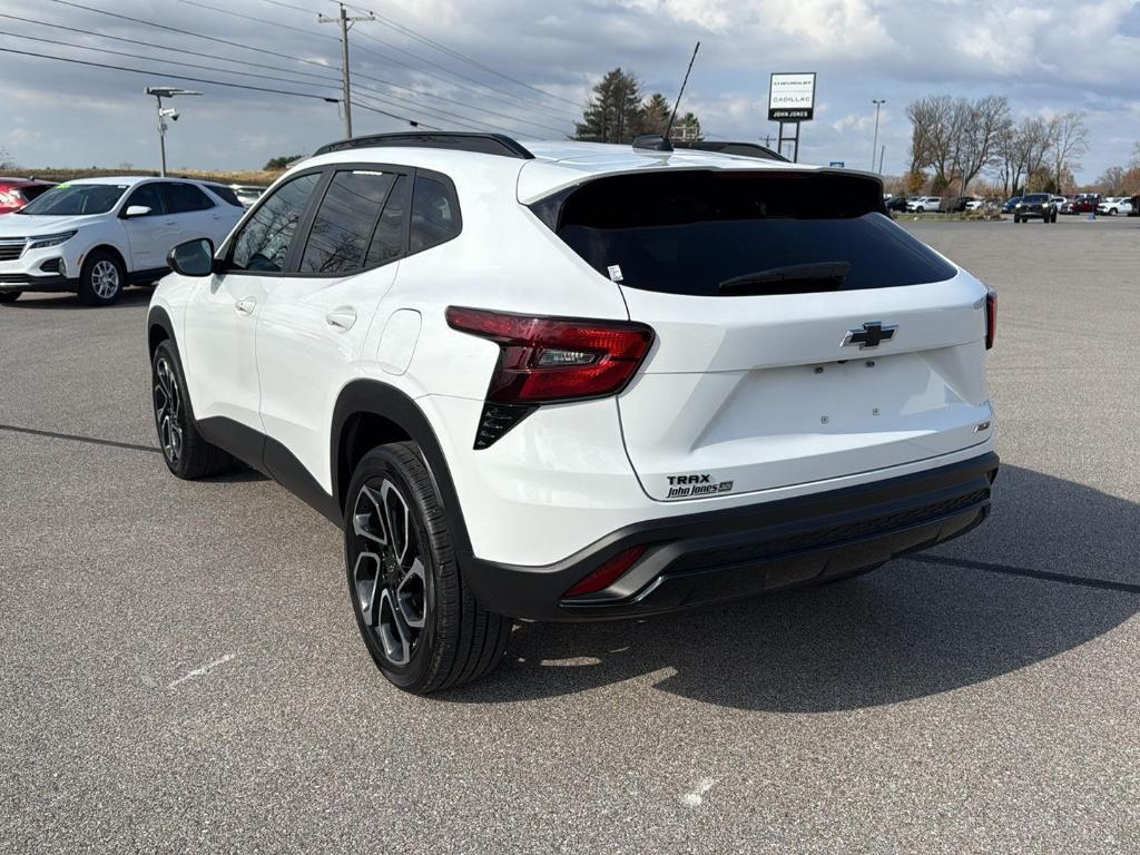 used 2024 Chevrolet Trax car, priced at $20,745