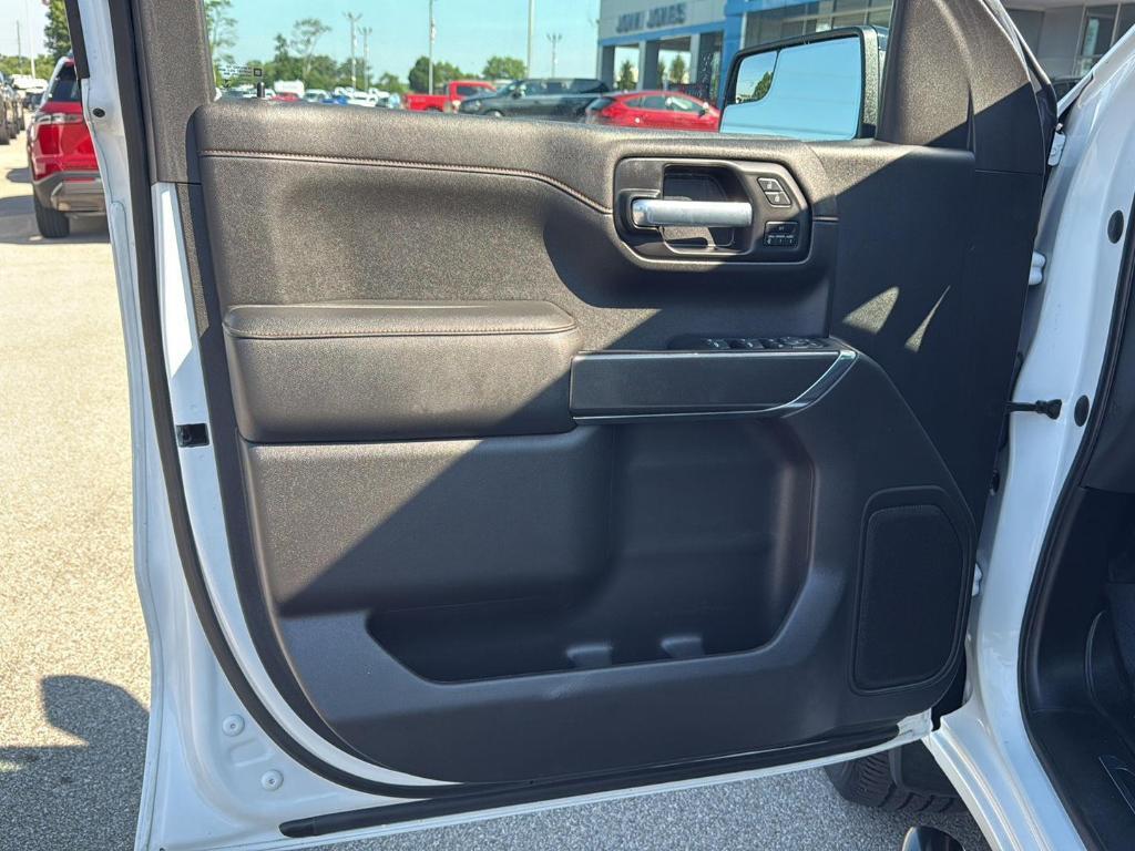 used 2021 GMC Sierra 1500 car, priced at $38,895