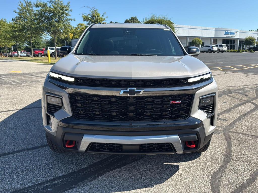 new 2026 Chevrolet Traverse car, priced at $53,560