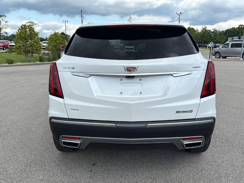 new 2025 Cadillac XT5 car, priced at $58,390
