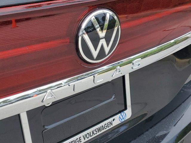 new 2025 Volkswagen Atlas car, priced at $52,874