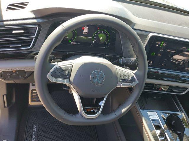 new 2025 Volkswagen Atlas car, priced at $50,101