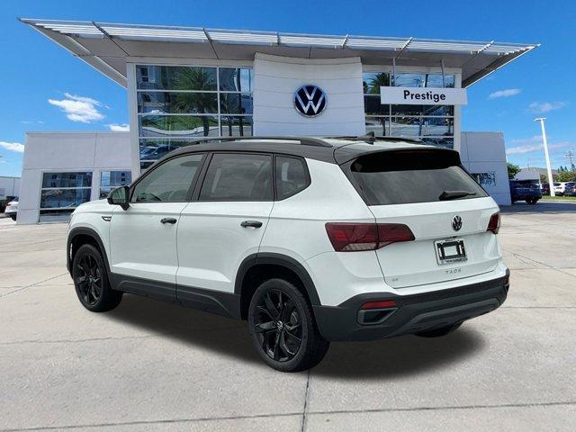 new 2024 Volkswagen Taos car