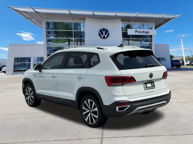 new 2024 Volkswagen Taos car