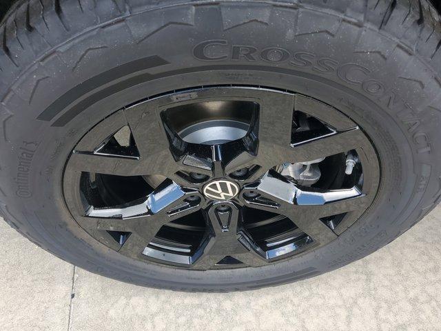 new 2025 Volkswagen Atlas car, priced at $47,834