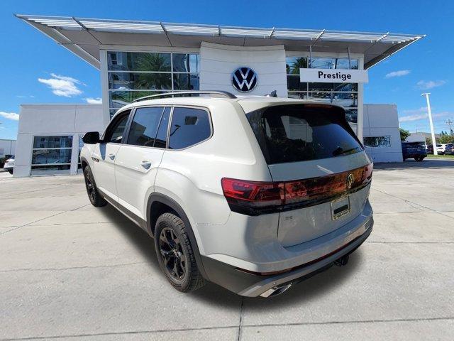 new 2025 Volkswagen Atlas car, priced at $47,661