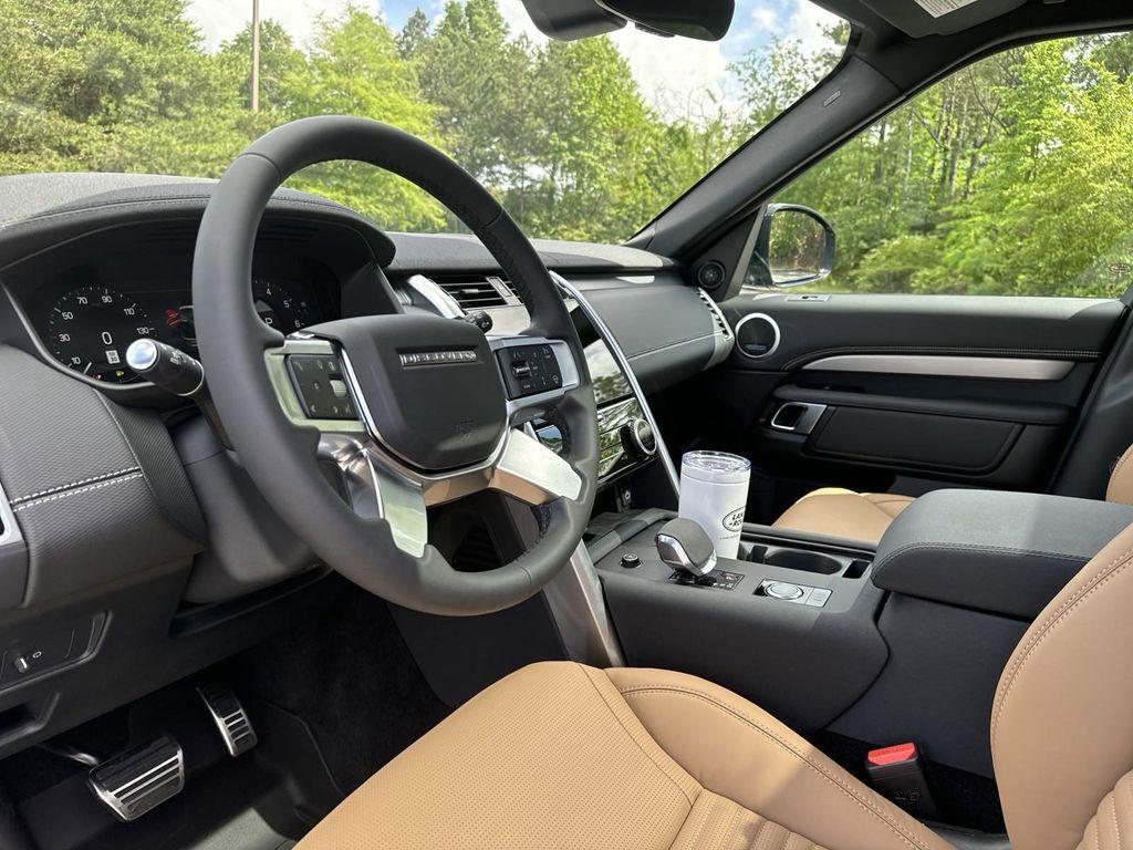 new 2024 Land Rover Discovery car, priced at $81,648