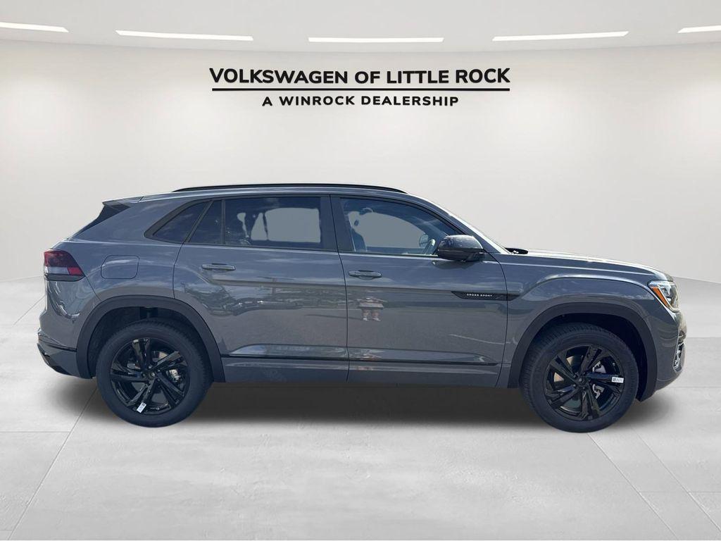 new 2025 Volkswagen Atlas Cross Sport car, priced at $50,617
