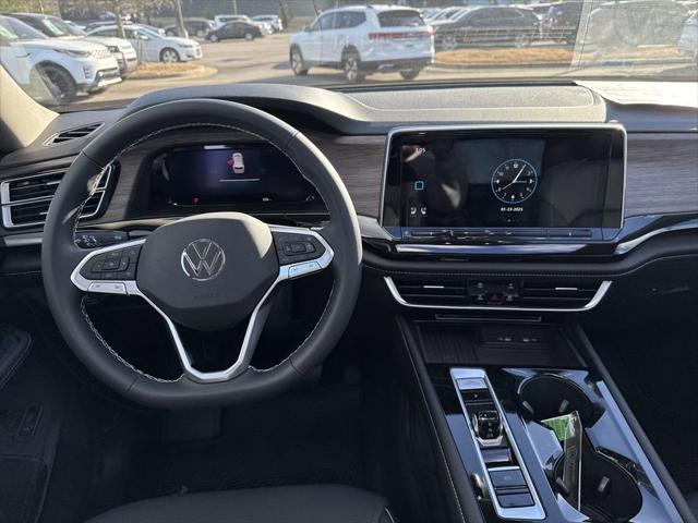new 2025 Volkswagen Atlas car, priced at $46,168