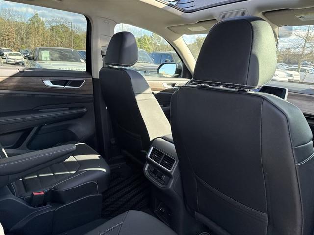 new 2025 Volkswagen Atlas car, priced at $46,168