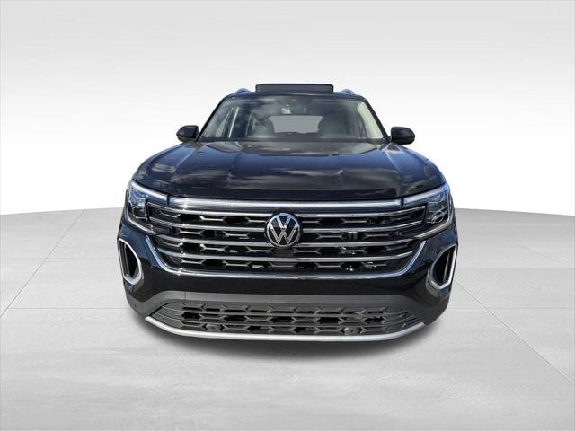 new 2025 Volkswagen Atlas car, priced at $46,168