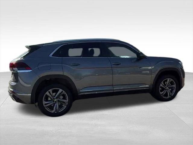 new 2024 Volkswagen Atlas Cross Sport car, priced at $44,240