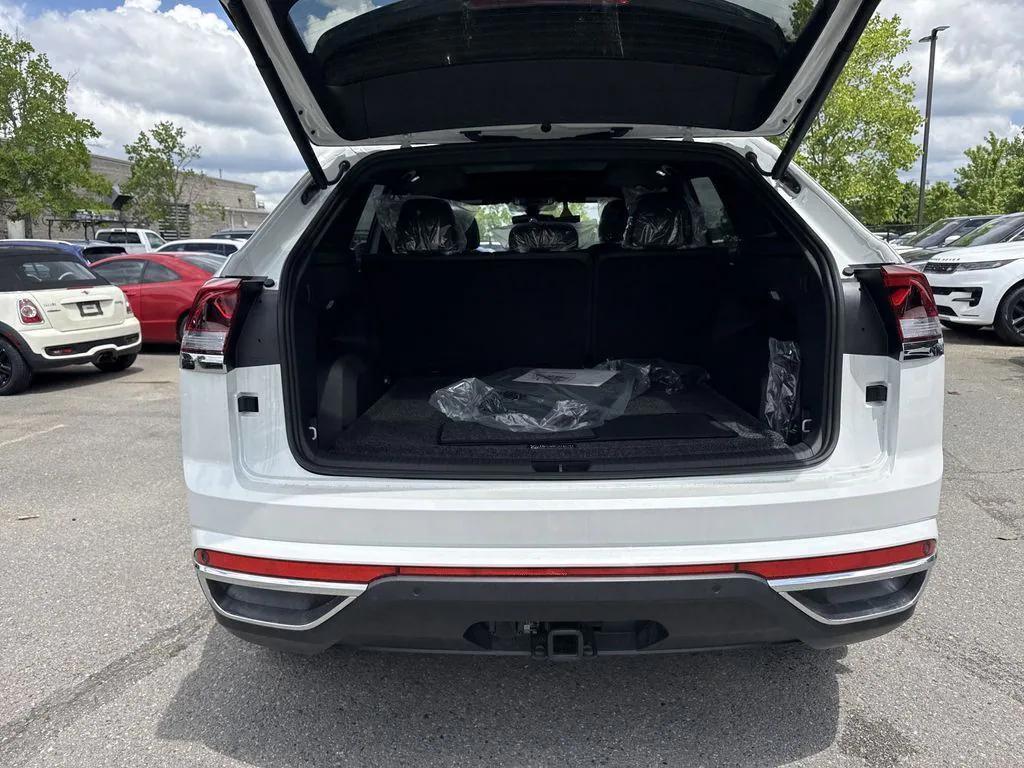 new 2025 Volkswagen Atlas Cross Sport car, priced at $48,733