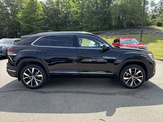 new 2025 Volkswagen Atlas Cross Sport car, priced at $52,563
