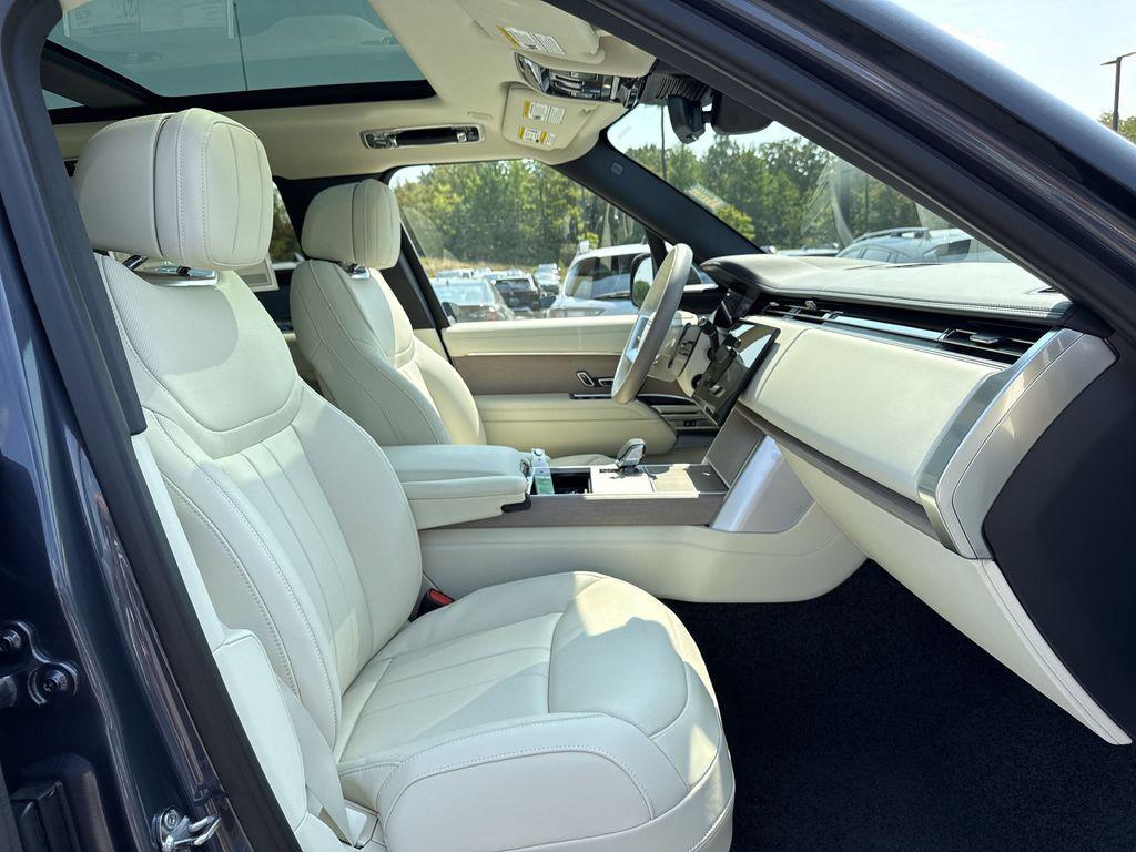 new 2025 Land Rover Range Rover car, priced at $142,125