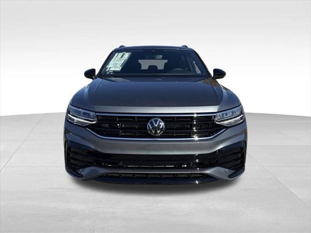 new 2024 Volkswagen Tiguan car, priced at $31,696