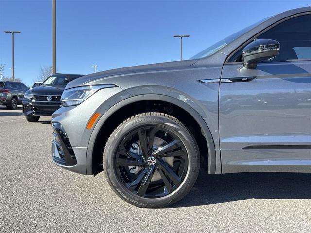 new 2024 Volkswagen Tiguan car, priced at $31,696