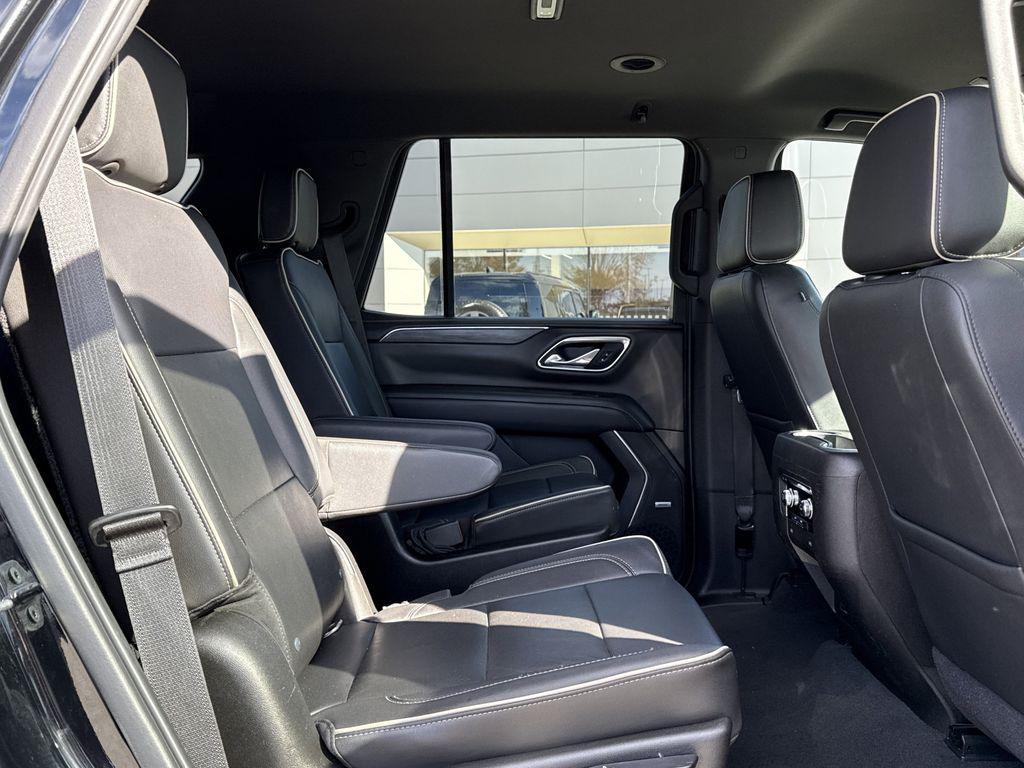 used 2021 GMC Yukon car, priced at $36,000