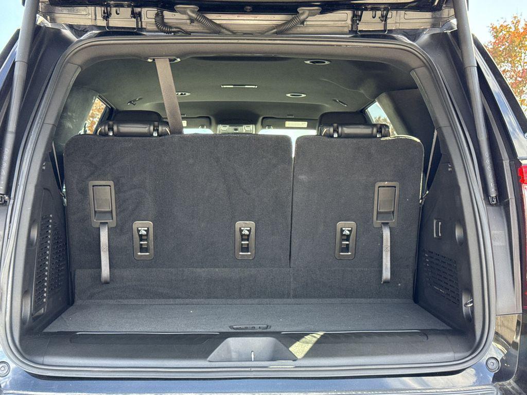 used 2021 GMC Yukon car, priced at $36,000