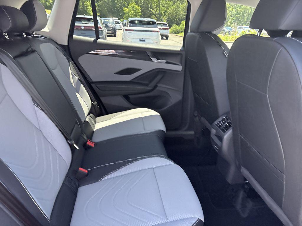 new 2025 Volkswagen Tiguan car, priced at $34,916