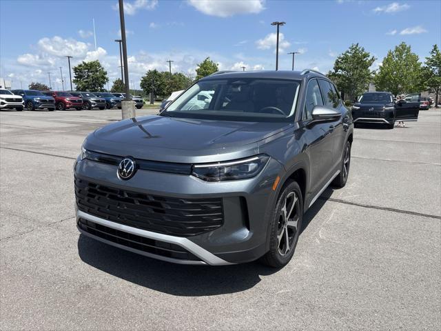 new 2025 Volkswagen Tiguan car, priced at $34,916