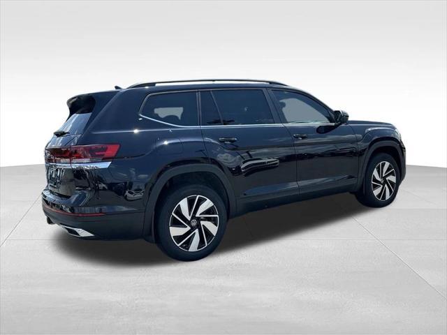 new 2024 Volkswagen Atlas car, priced at $38,250