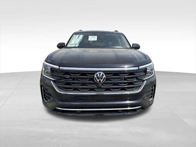 new 2025 Volkswagen Atlas car, priced at $52,509