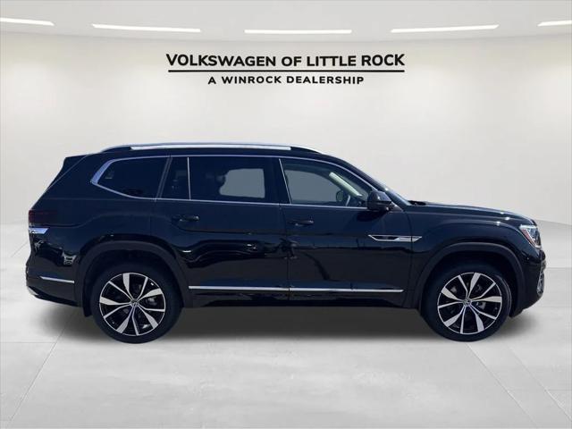 new 2025 Volkswagen Atlas car, priced at $52,911
