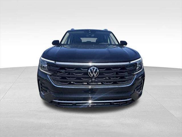 new 2025 Volkswagen Atlas car, priced at $51,411