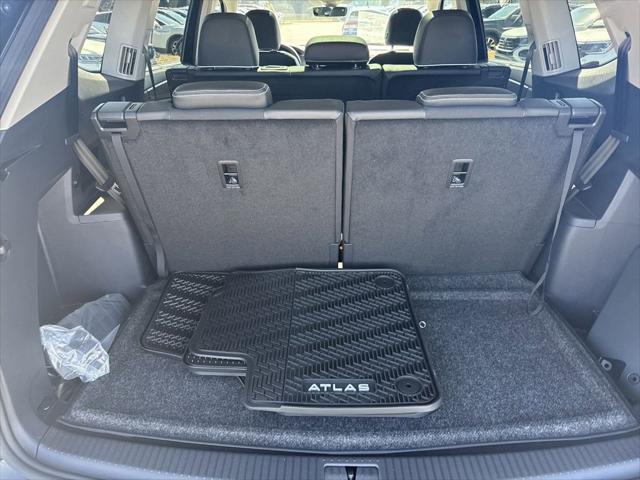 new 2025 Volkswagen Atlas car, priced at $51,411