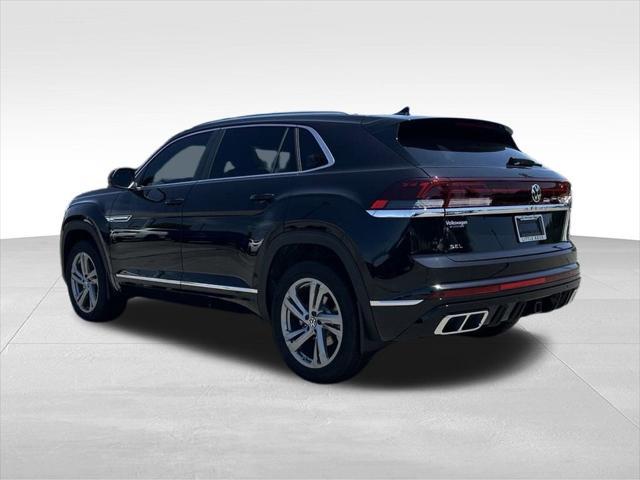 new 2024 Volkswagen Atlas Cross Sport car, priced at $42,921