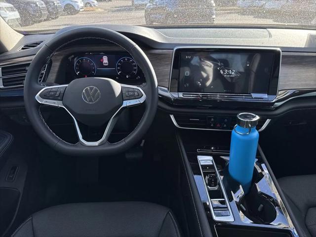new 2025 Volkswagen Atlas car, priced at $46,399