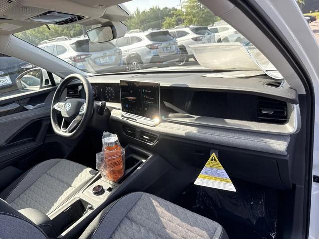 new 2025 Volkswagen Tiguan car, priced at $31,811