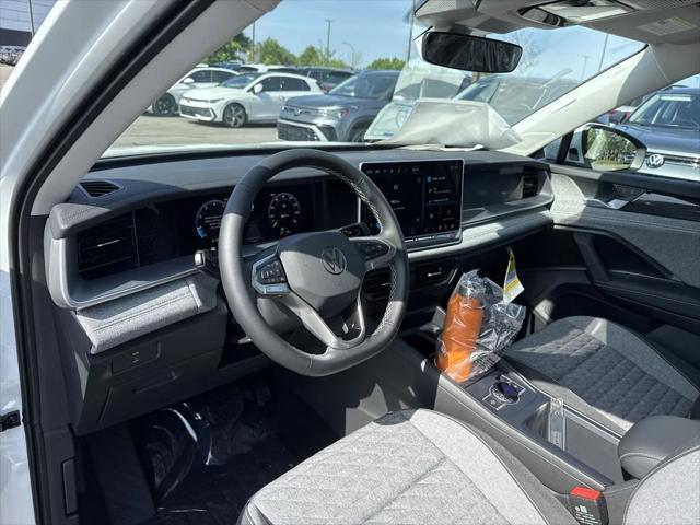 new 2025 Volkswagen Tiguan car, priced at $31,811