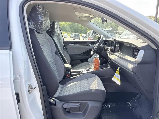 new 2025 Volkswagen Tiguan car, priced at $31,811