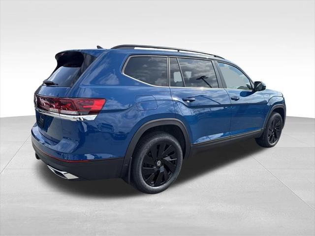 new 2025 Volkswagen Atlas car, priced at $42,839