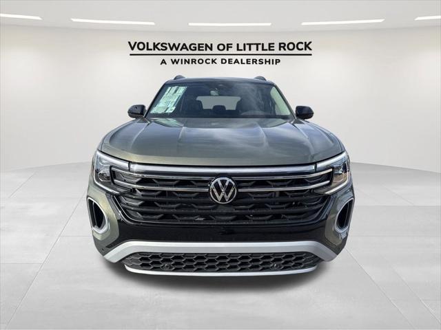 new 2025 Volkswagen Atlas car, priced at $45,646