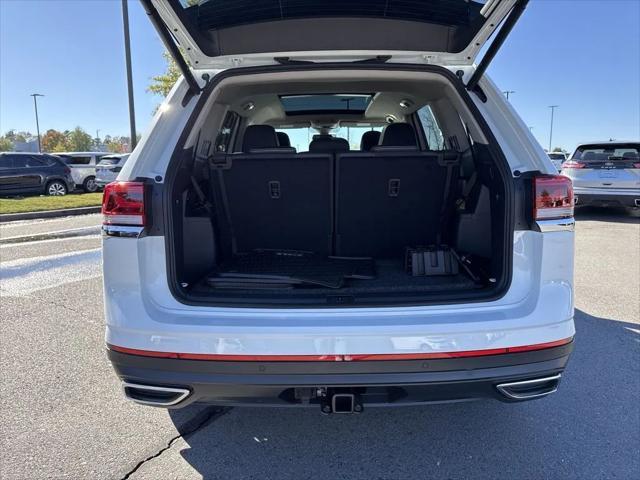 new 2025 Volkswagen Atlas car, priced at $42,229