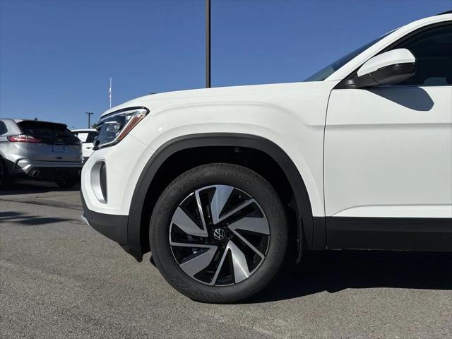 new 2025 Volkswagen Atlas car, priced at $42,229