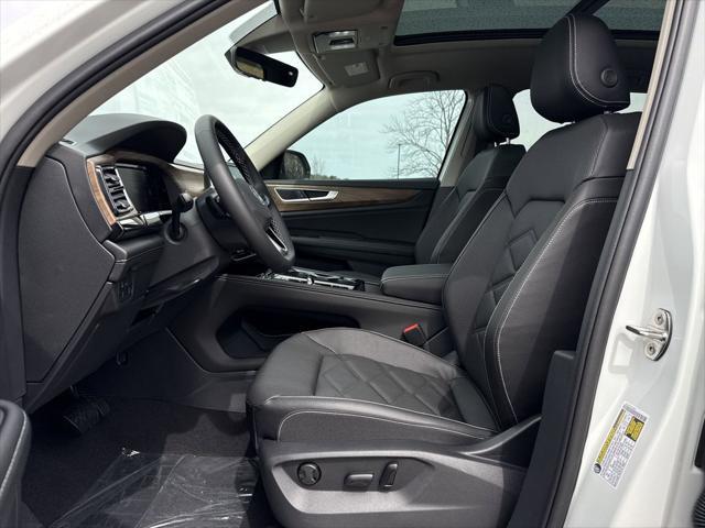 new 2025 Volkswagen Atlas car, priced at $42,241