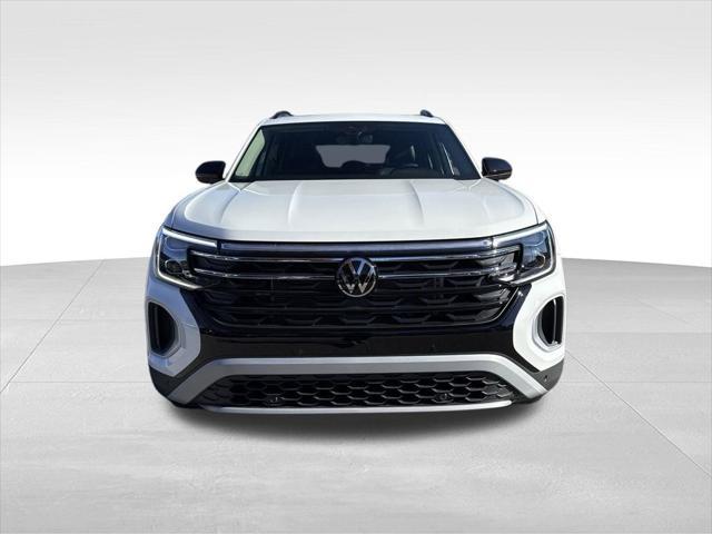 new 2025 Volkswagen Atlas car, priced at $45,404